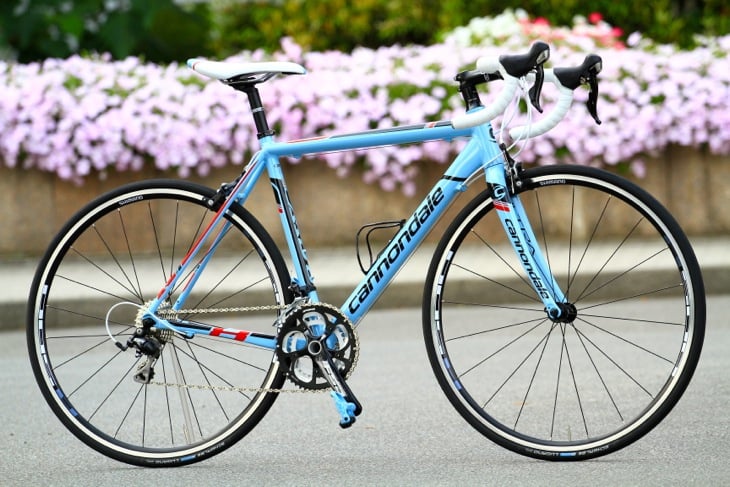 自転車ロードバイク Cannondale CAAD8